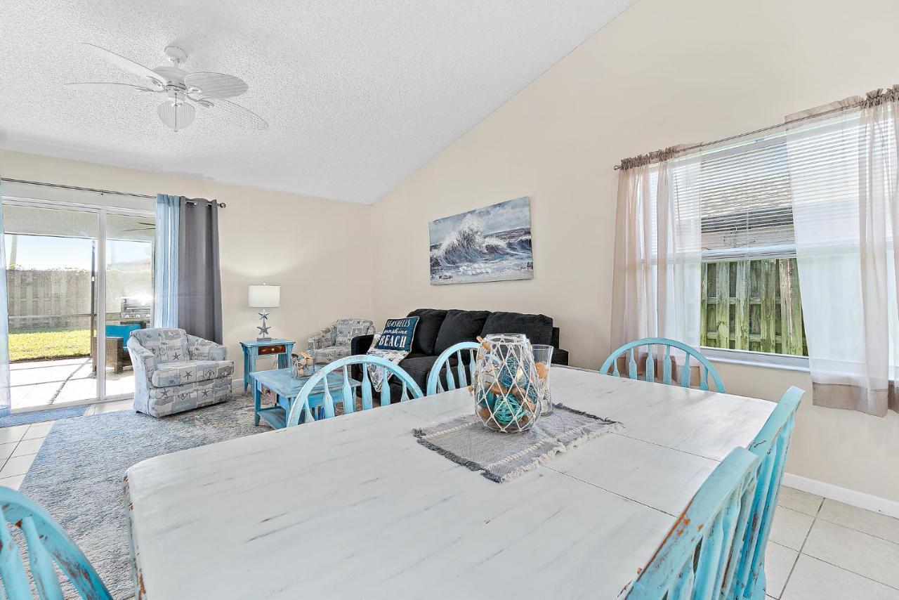 Serene Seaside Retreat - Dog Friendly - 2Br Townhouse With Shared Heated Pool Steps To Paradise Beach! Melbourne Dış mekan fotoğraf
