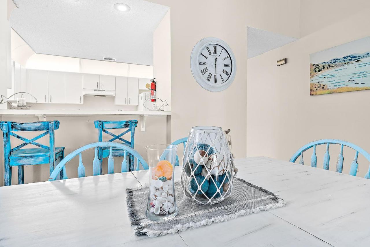 Serene Seaside Retreat - Dog Friendly - 2Br Townhouse With Shared Heated Pool Steps To Paradise Beach! Melbourne Dış mekan fotoğraf