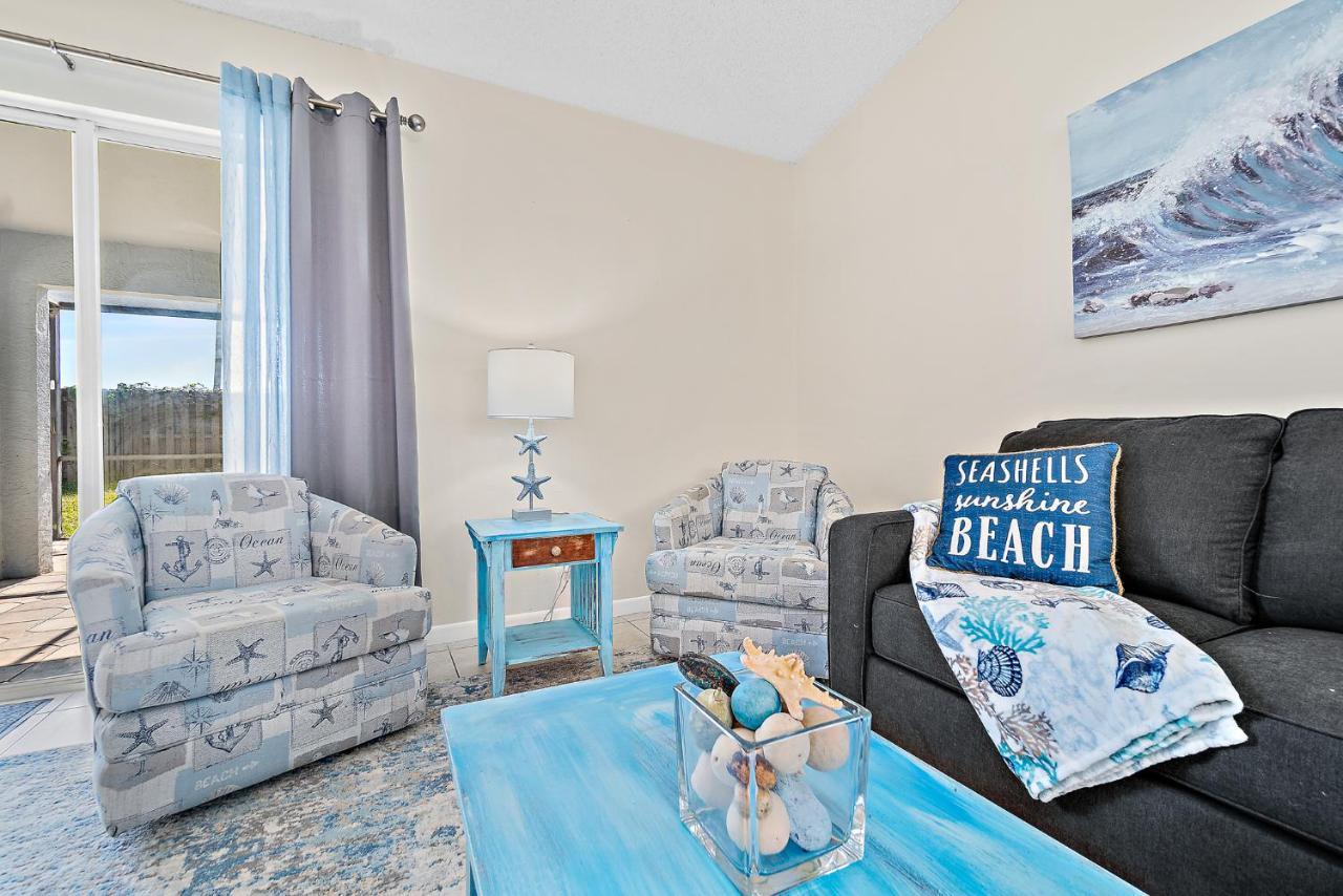 Serene Seaside Retreat - Dog Friendly - 2Br Townhouse With Shared Heated Pool Steps To Paradise Beach! Melbourne Dış mekan fotoğraf